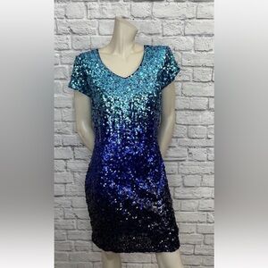 MANER OMBRÉ BLUE SEQUIN SHORT SLEEVE DRESS SIZE M